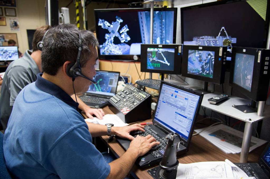Astronaut Koichi Wakata Trains for Station Mission