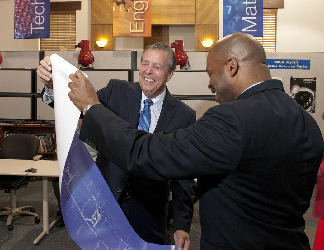 NASA Education Chief Leland Melvin Visits AERO Institute