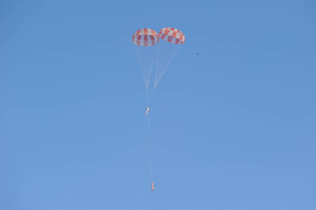 Orion Parachute Drop Test on Feb. 12, 2013