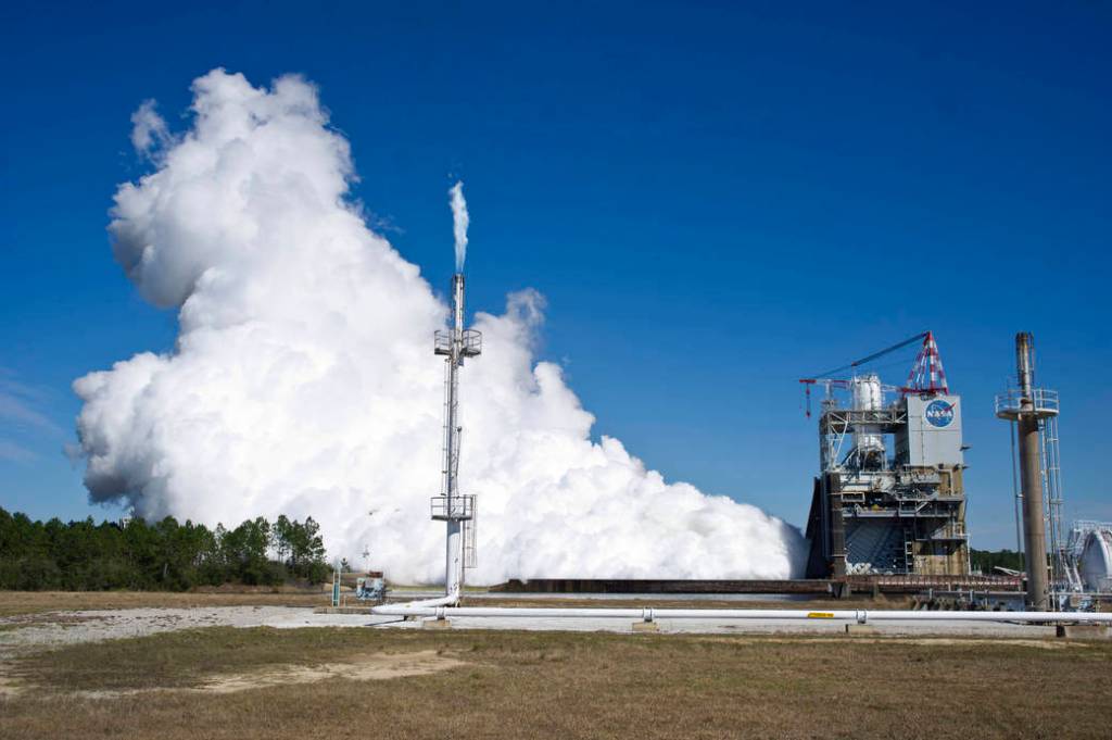 J-2X Engine ‘Goes the Distance’ at Stennis