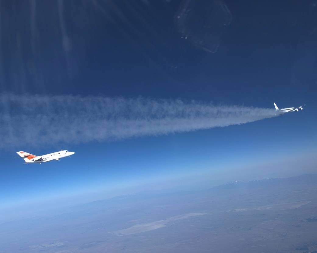 HU-25 Falcon Measures Chemical Components in DC-8 Exhaust