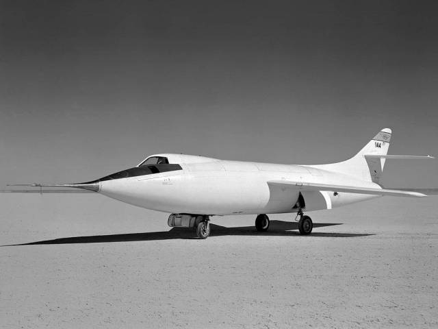 Douglas D-558-2 Skyrocket on runway.