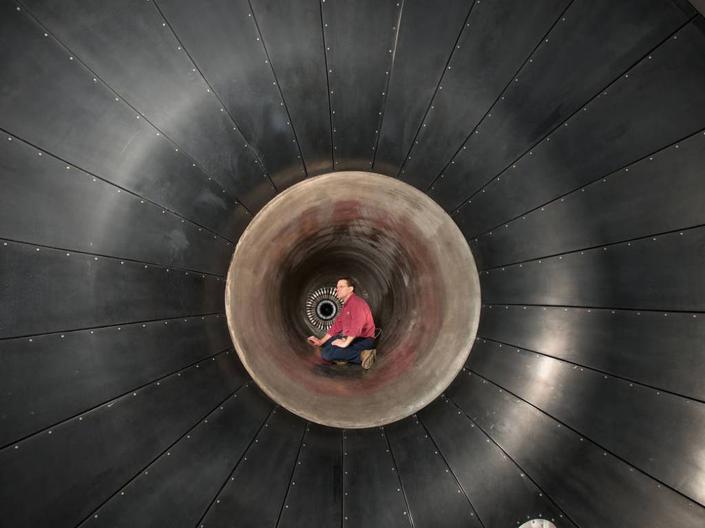In the Vortex of Power