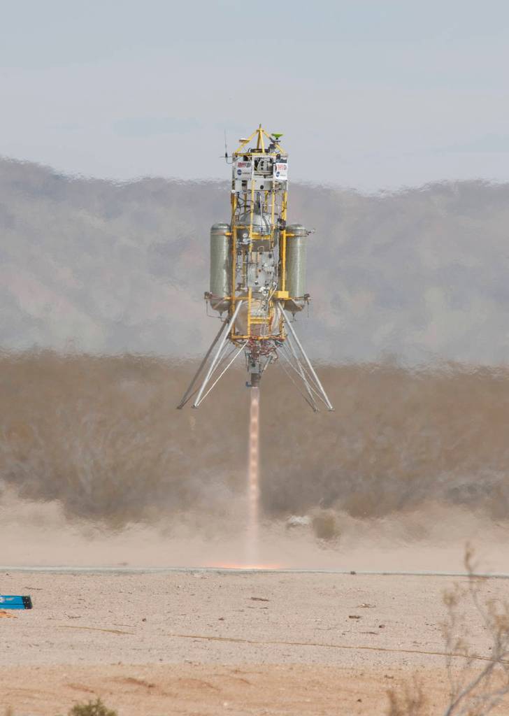 Masten's Xombie flight with Draper Lab's GENIE Controls