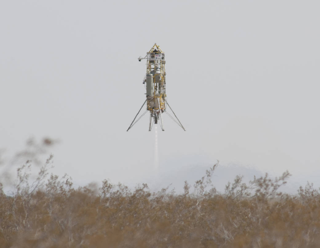 Masten's Xombie flight with Draper Lab's GENIE Controls