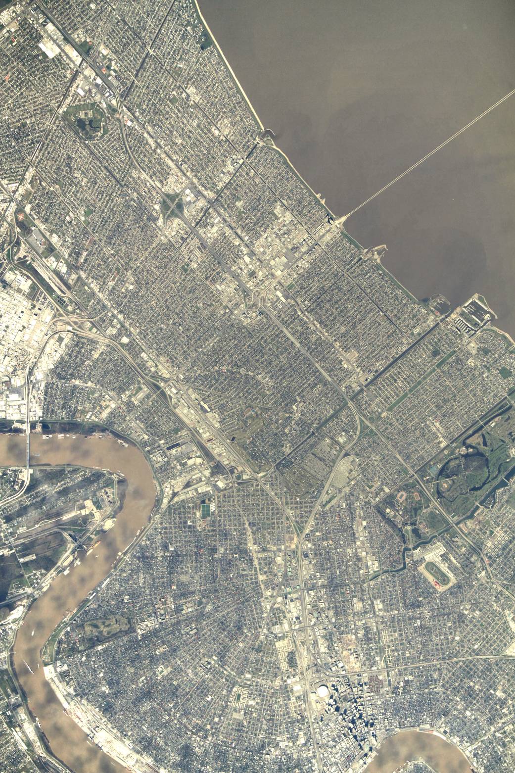 SERVIR's ISERV Camera Image of New Orleans, Louisiana, from Space Station