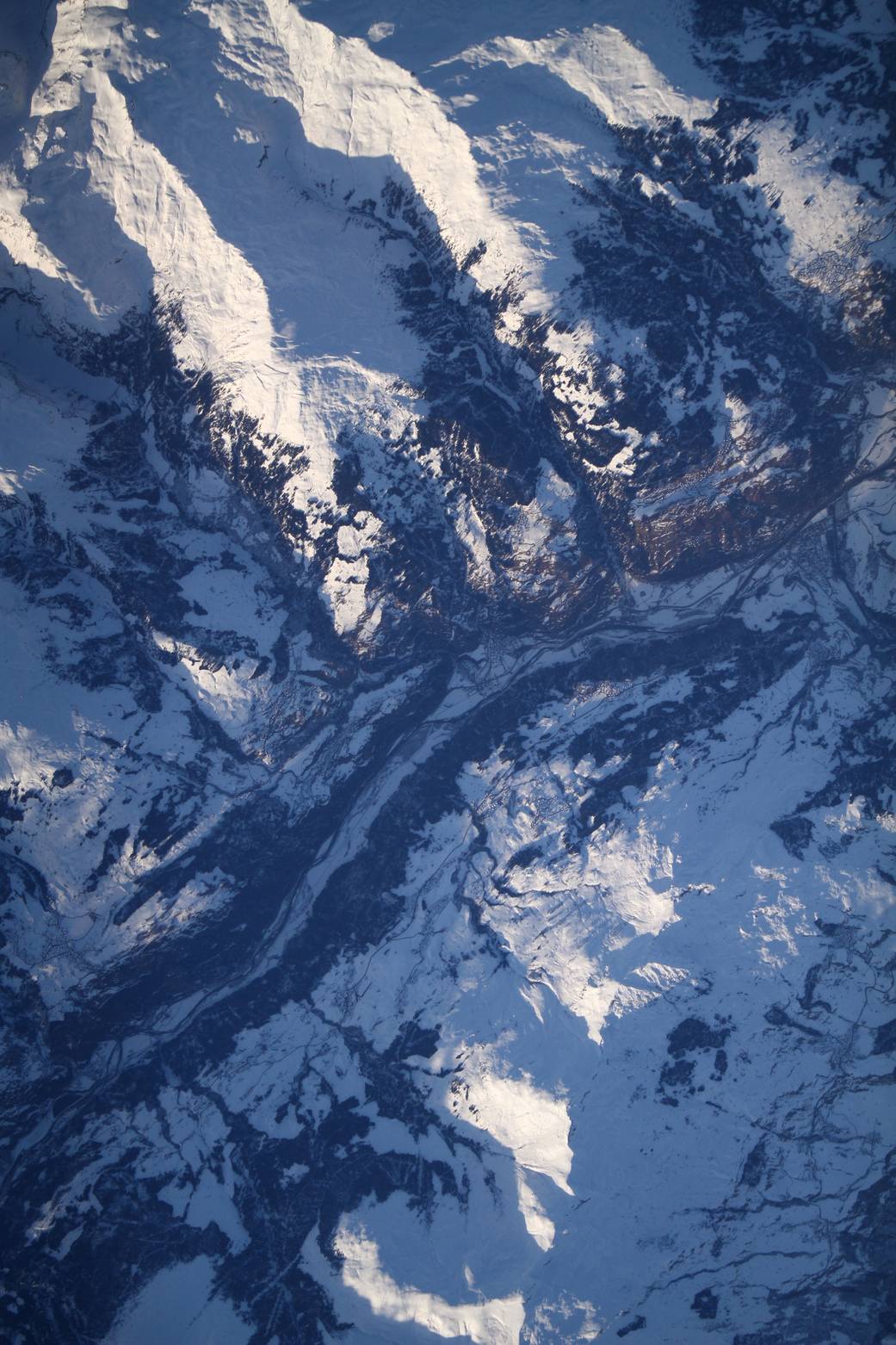 SERVIR's ISERV Camera Image of Swiss Alps from Space Station