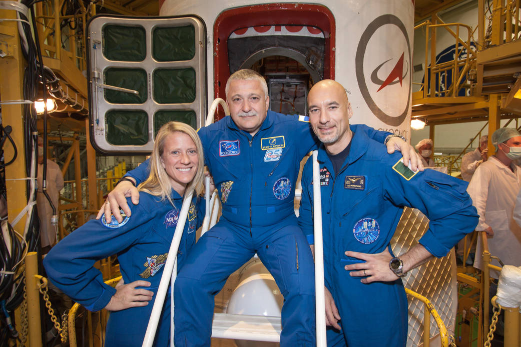 Expedition 36-37 Crew With Soyuz