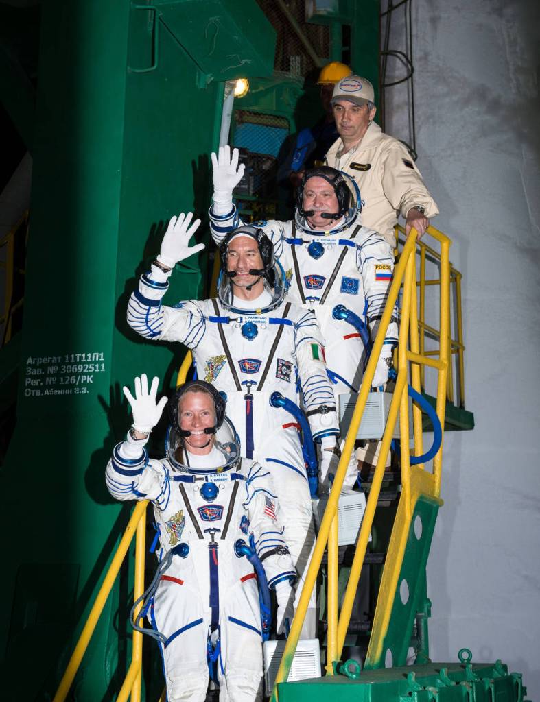 Expedition 36 Crew at Launch Pad