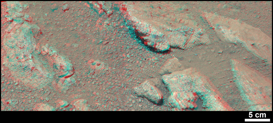 Evidence About a Martian Streambed (Stereo)