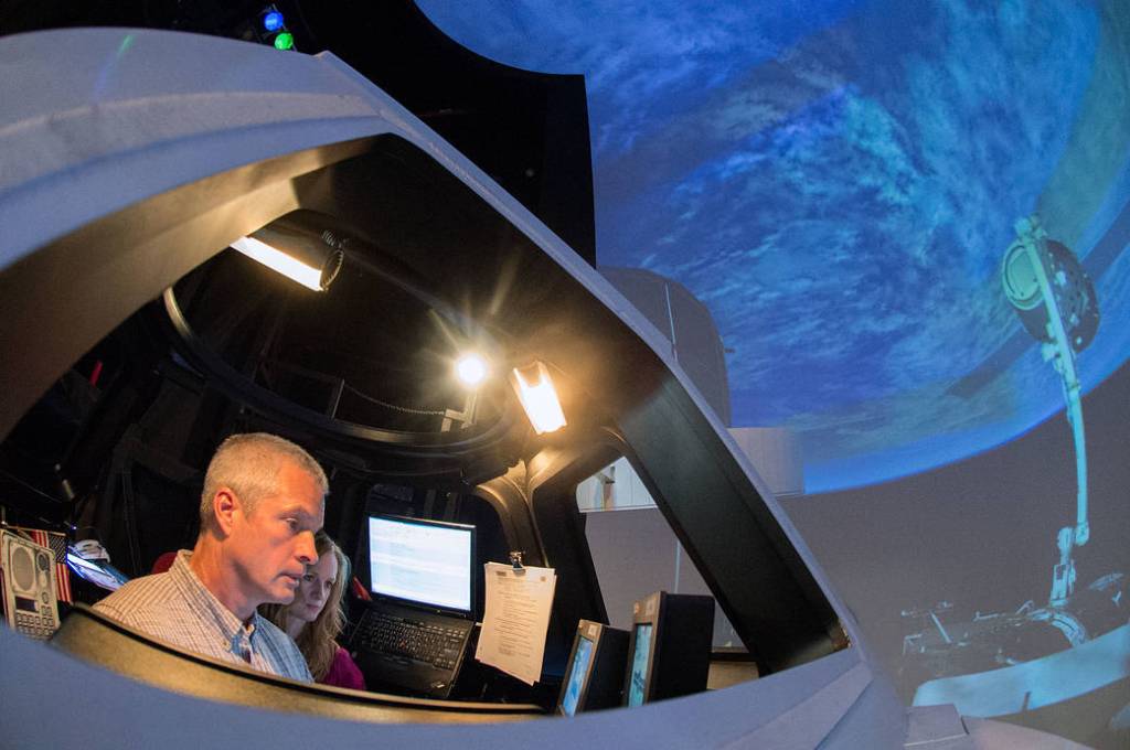 Astronaut Steve Swanson in Cupola Trainer