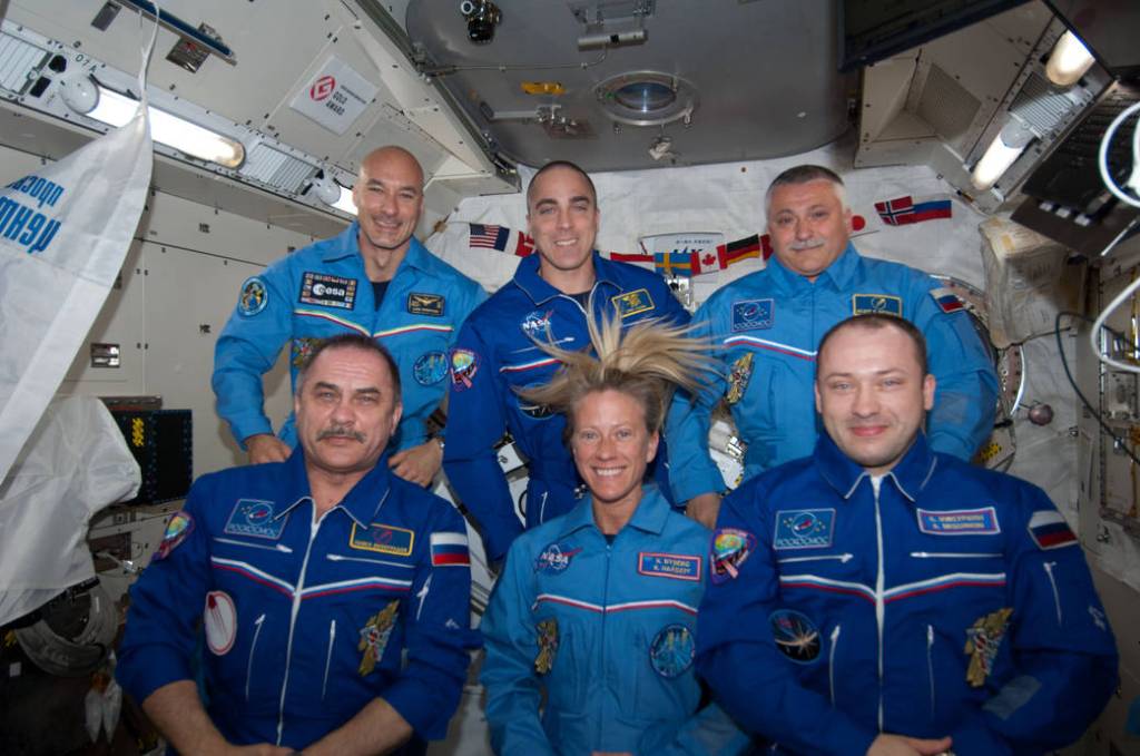 Expedition 36 Crew Members