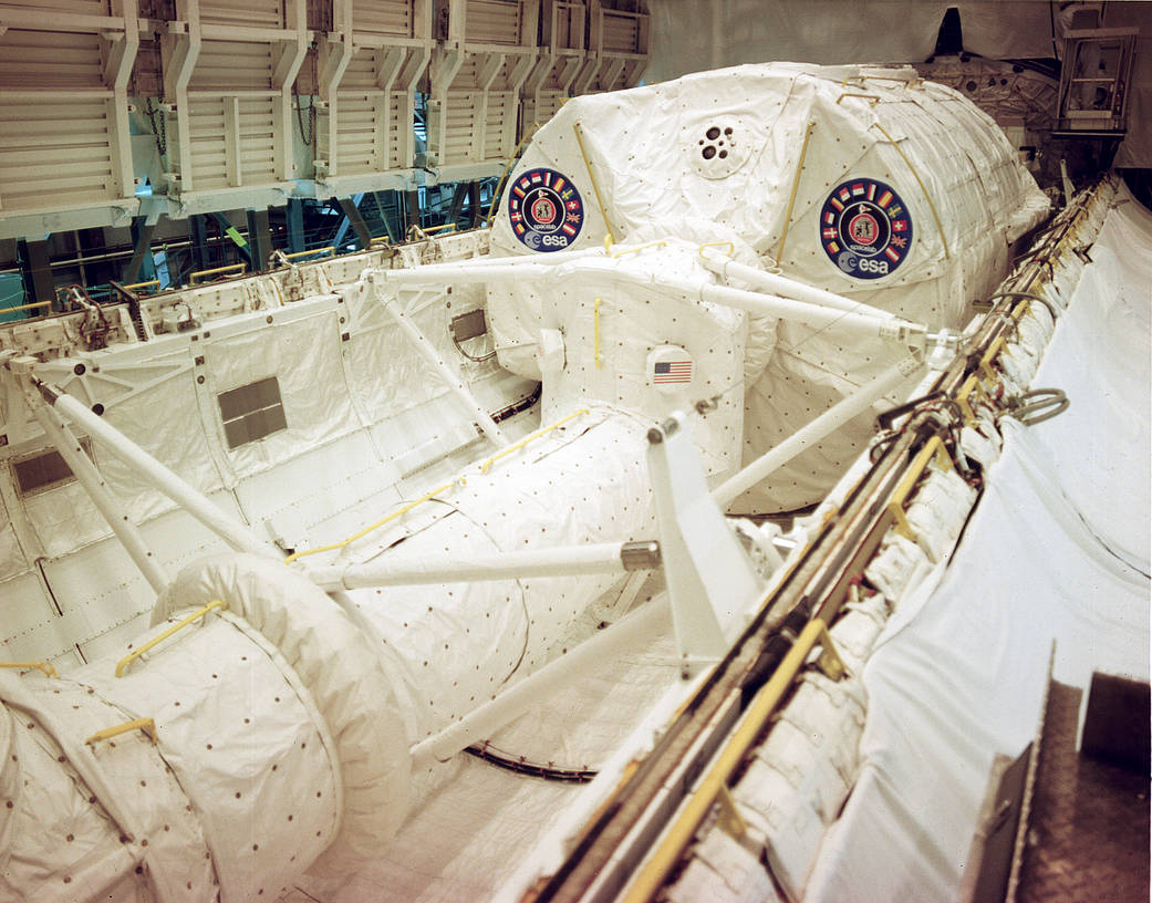 This week in 1983, space shuttle Columbia, mission STS-9, launched from NASA’s Kennedy Space Center carrying Spacelab-1. 