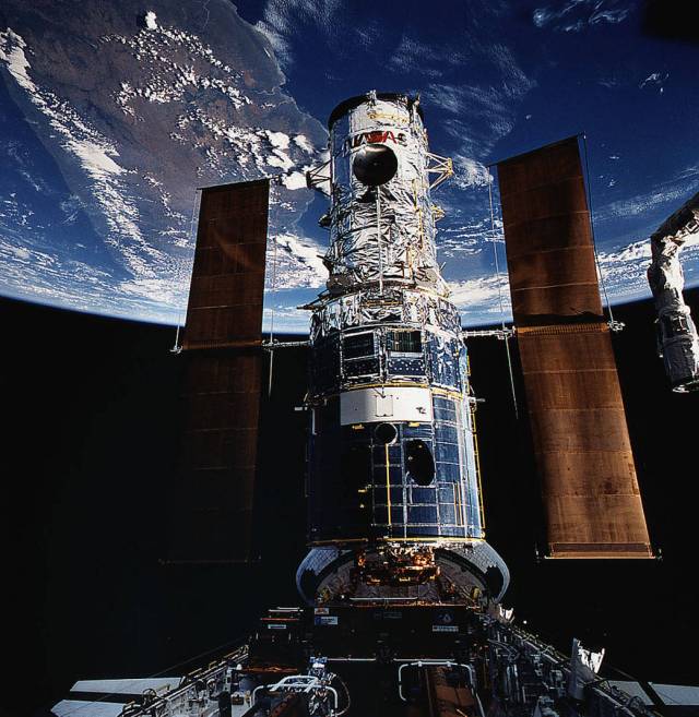 View of the Hubble Space Telescope during the first servicing mission