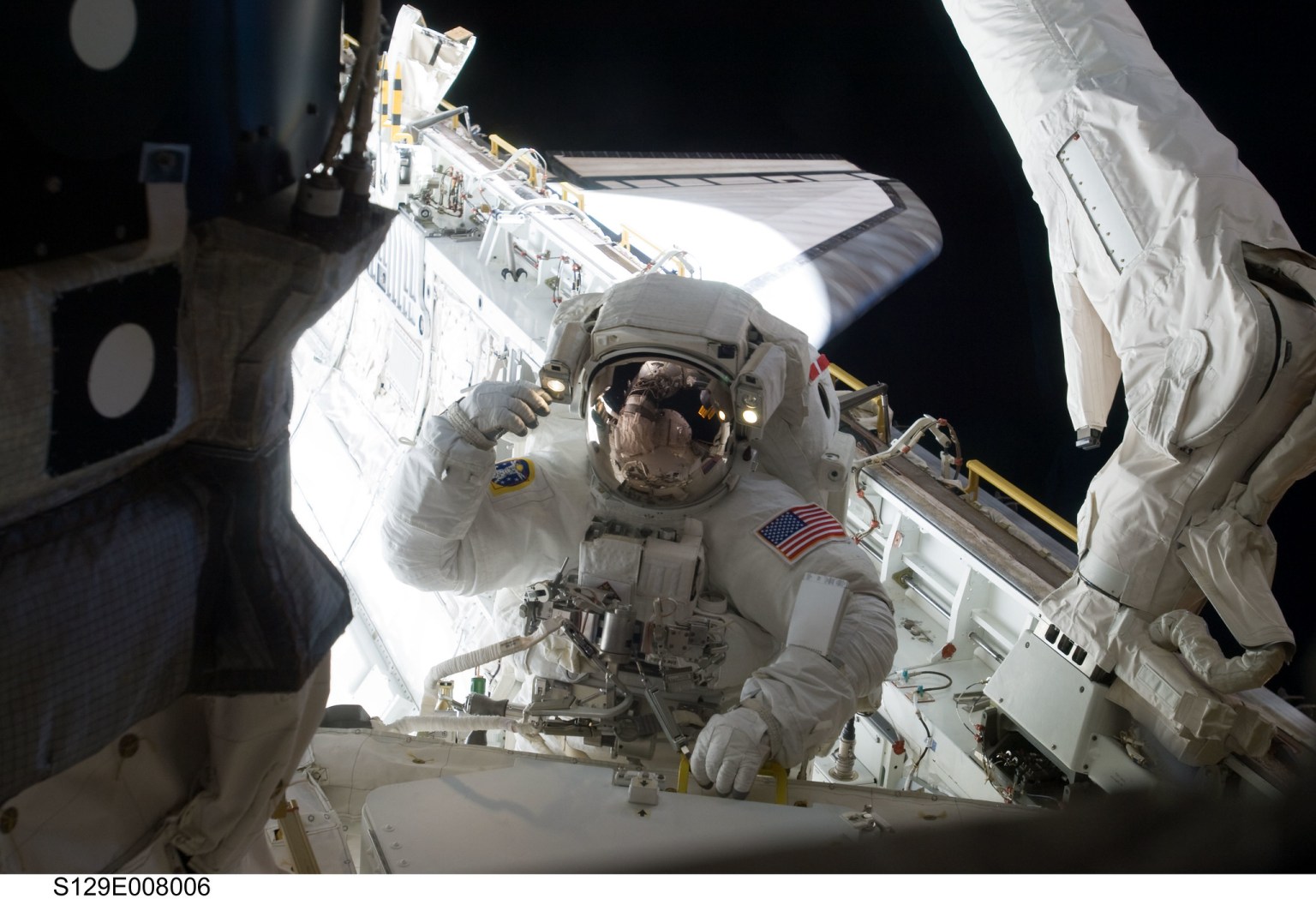  November 2009) Astronaut Randy Bresnik, STS-129 mission specialist, participates in the mission's third and final session of extravehicular activity (EVA) as construction and maintenance continue on the International Space Station. During the five-hour, 42-minute spacewalk