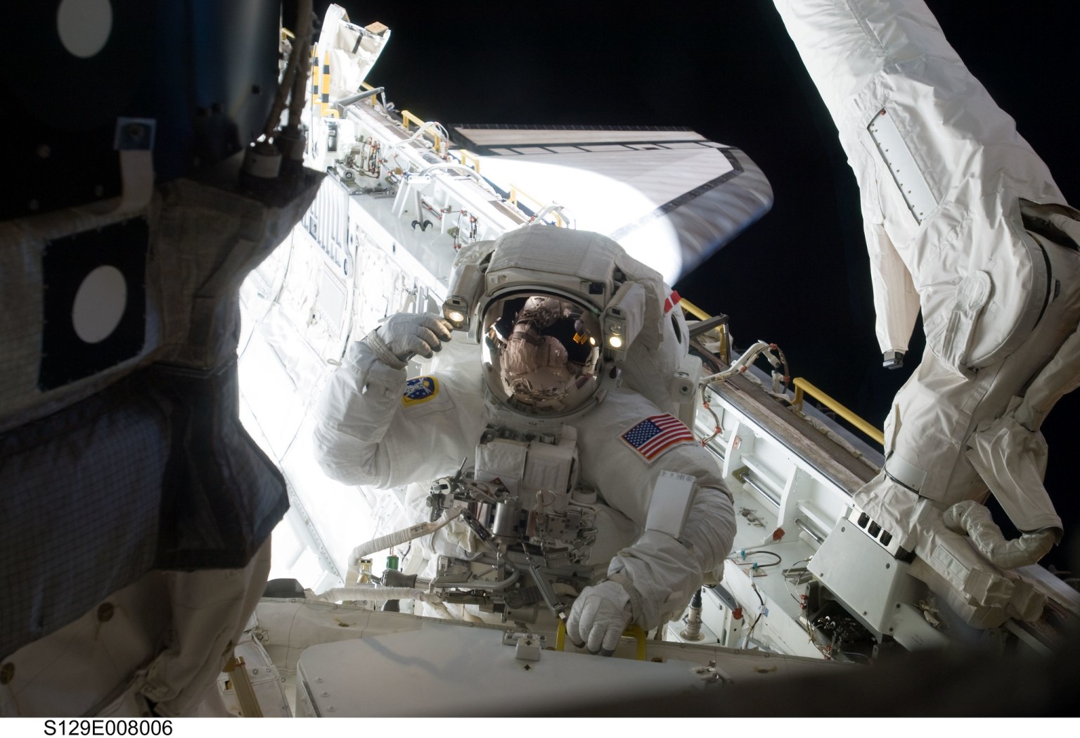 November 2009) Astronaut Randy Bresnik, STS-129 mission specialist, participates in the mission's third and final session of extravehicular activity (EVA) as construction and maintenance continue on the International Space Station. During the five-hour, 42-minute spacewalk