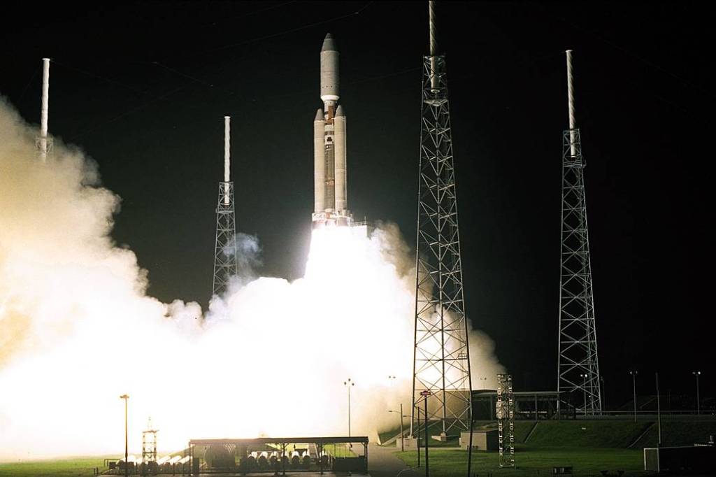 Cassini Processing and Launch Gallery