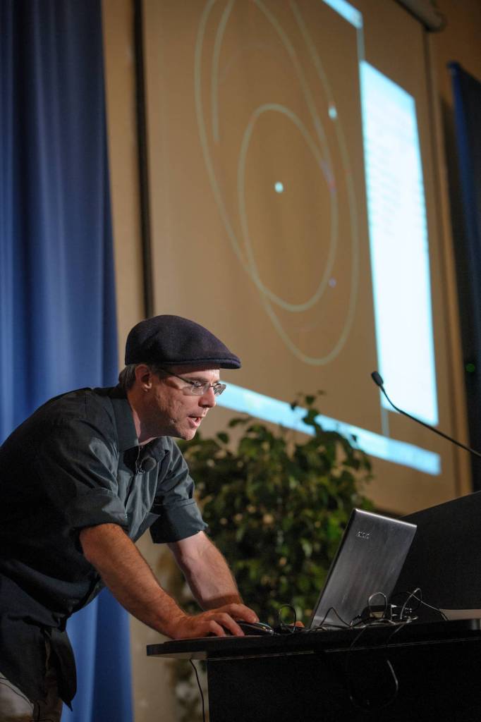 Andy Weir – The Martian: How Science Drove the Plot