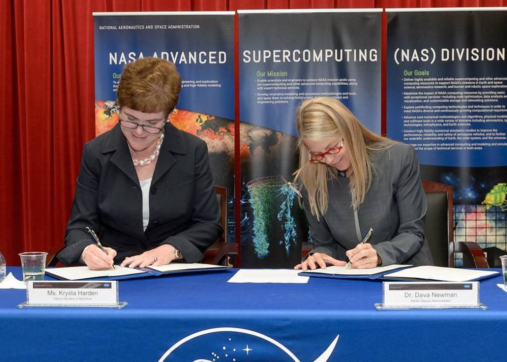 NASA and USDA Sign Interagency Agreement