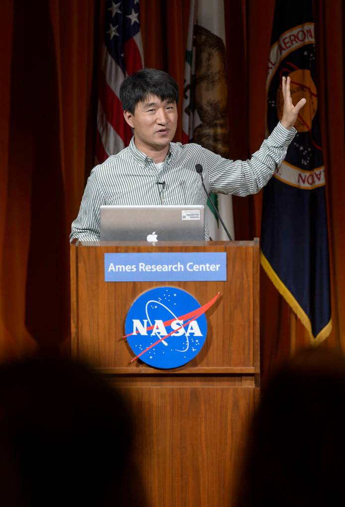 Jin-Woo Han – Vacuum Electronics in a Nanometer Era