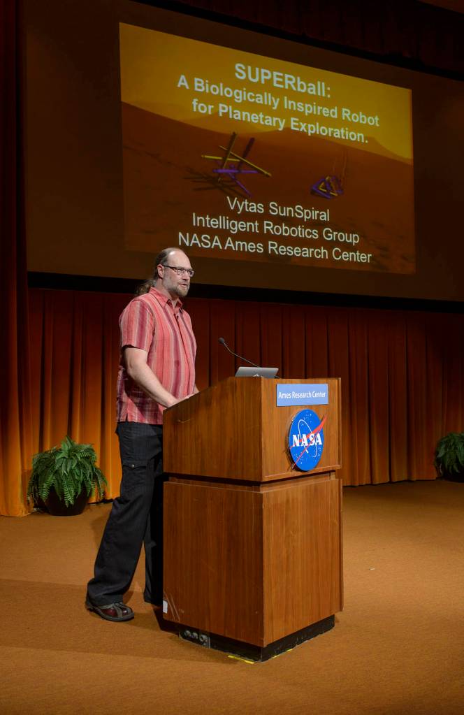 Vytas SunSpiral – SUPERball: A Biologically Inspired Robot for Planetary Exploration