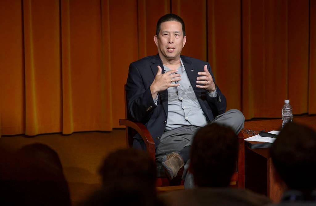 Eugene Tu – Dynamics and Flow: From Ames Intern to Center Director