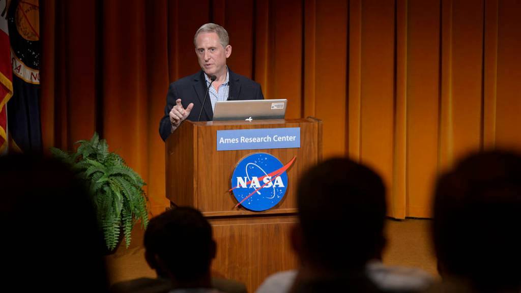 Alan Stern – The Exploration of Pluto by New Horizons