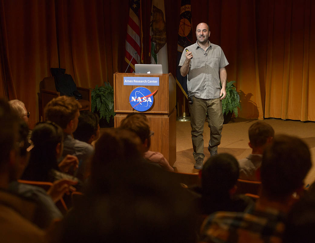 Alfonso Davila - How to Search for a Second Genesis of Life