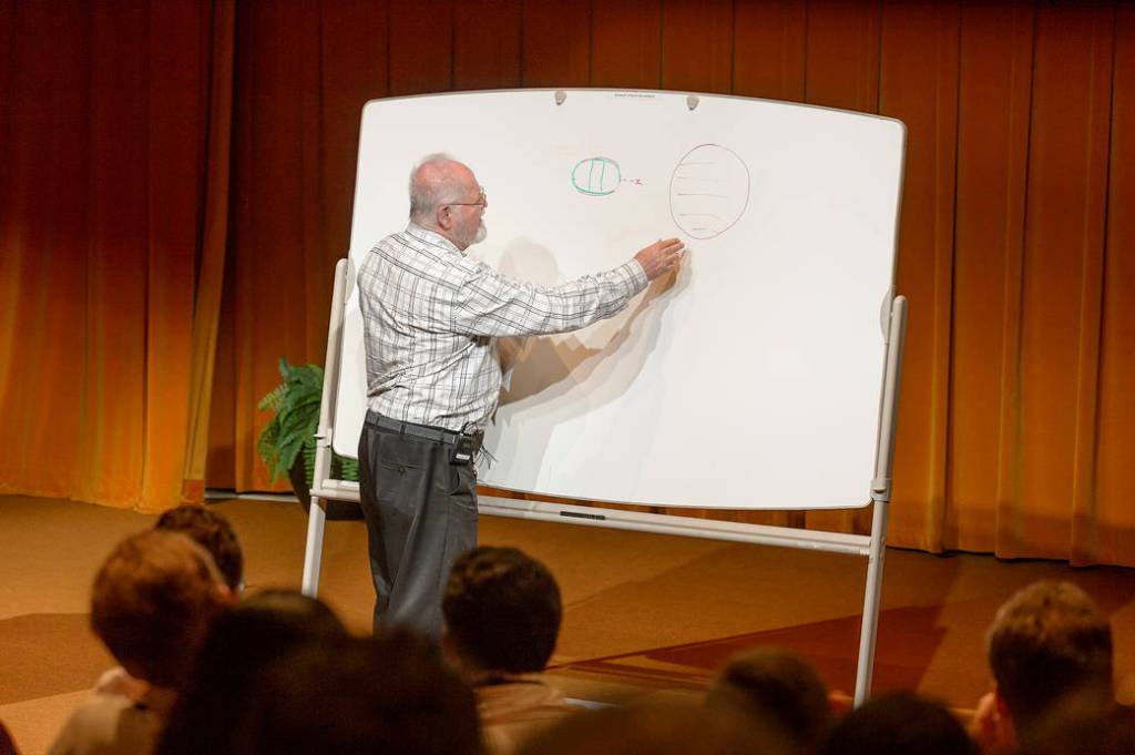 Larry Niven – My Universe in Fiction