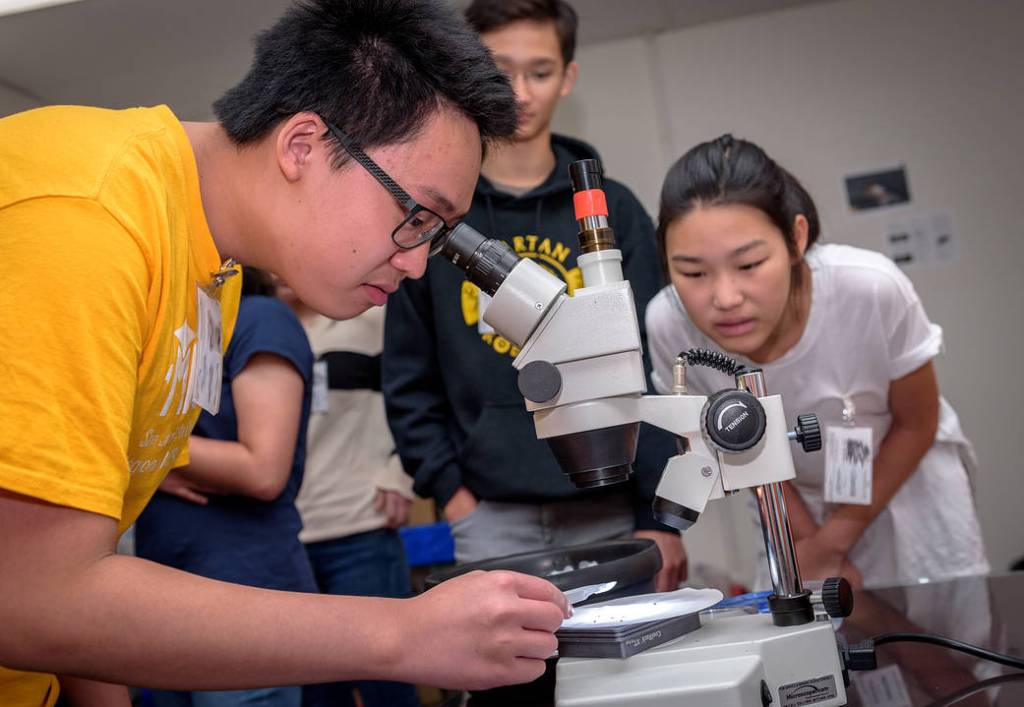 GeneLab for High Schools
