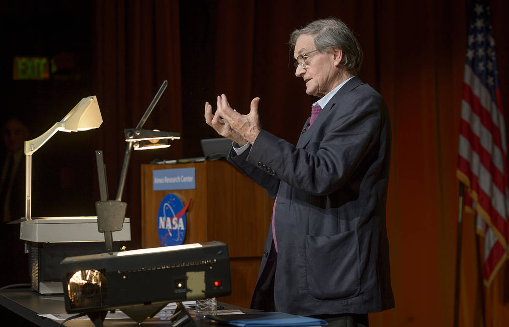 Sir Roger Penrose: New Cosmological View of Dark Matter, which Strangely and Slowly Decays