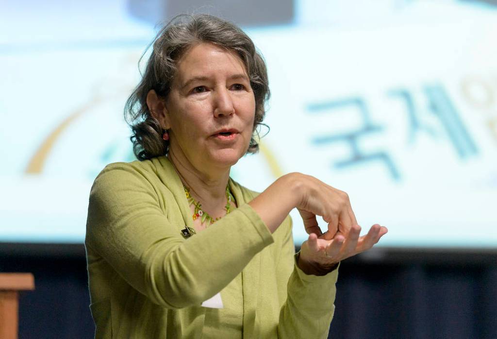 Dr. Laura Nelson: What Do We Learn About Gender and Science When We Look at Breast Cancer in South Korea