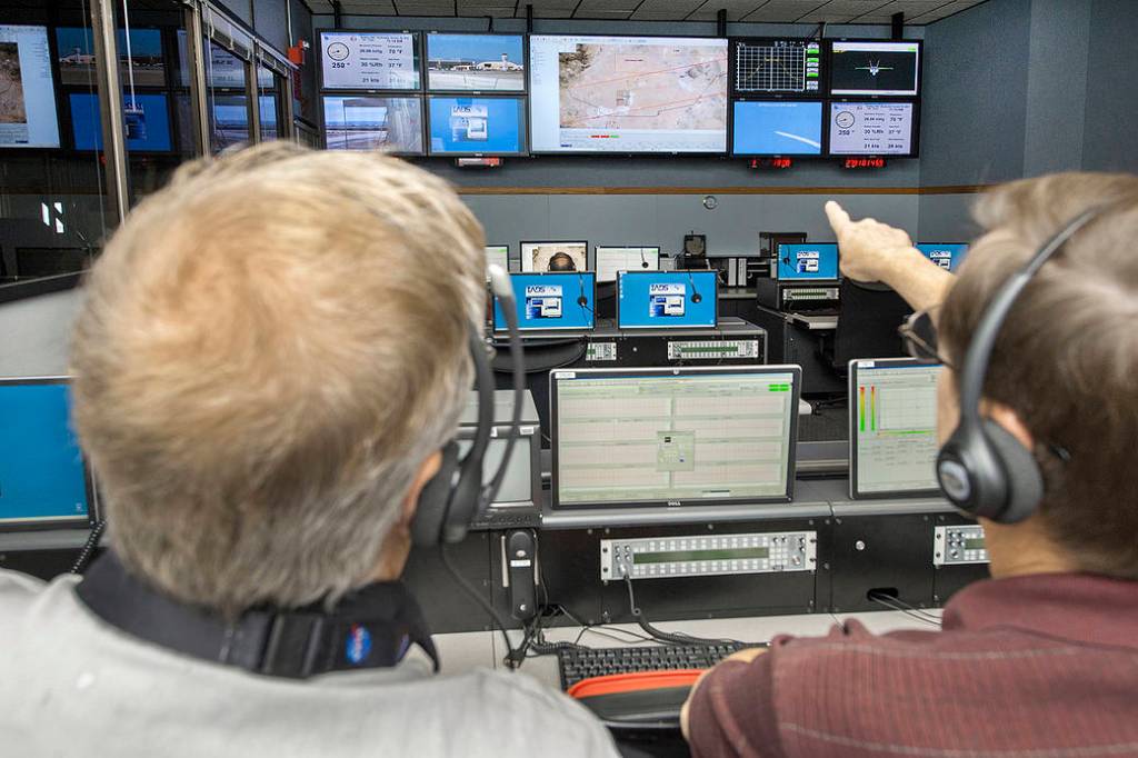 Engineers observe Mapping of Sonic Boom Carpet (CISBoomDA)