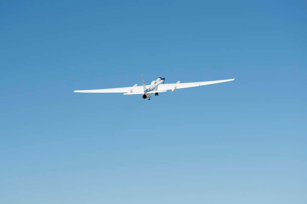 NASA Armstrong Pilots Assist in Wildfire Efforts