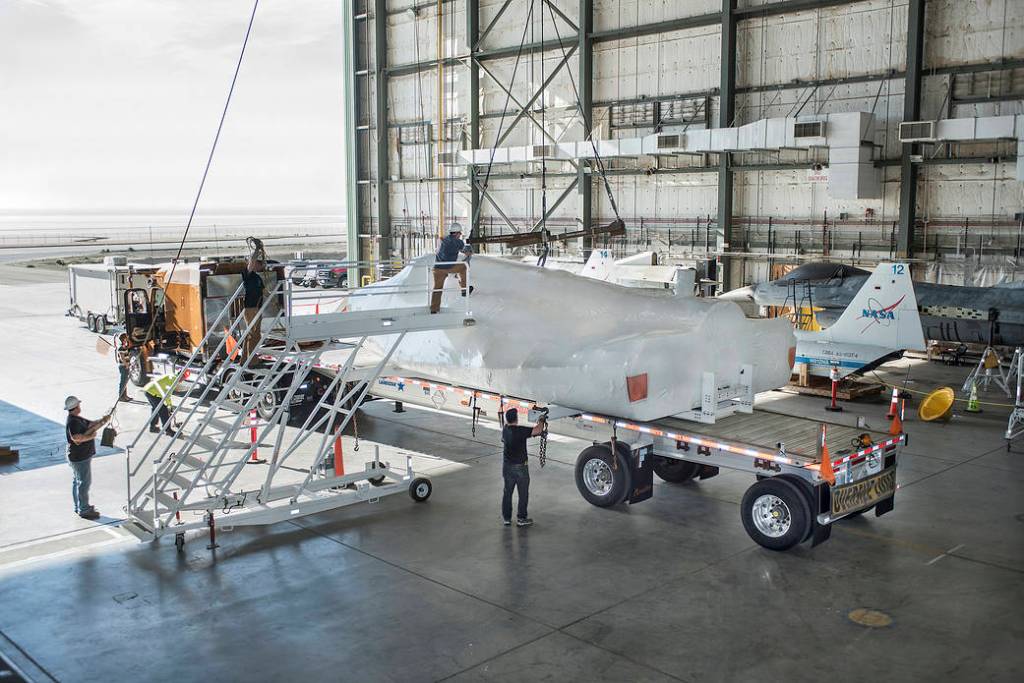 Dream Chaser Departs NASA Armstrong