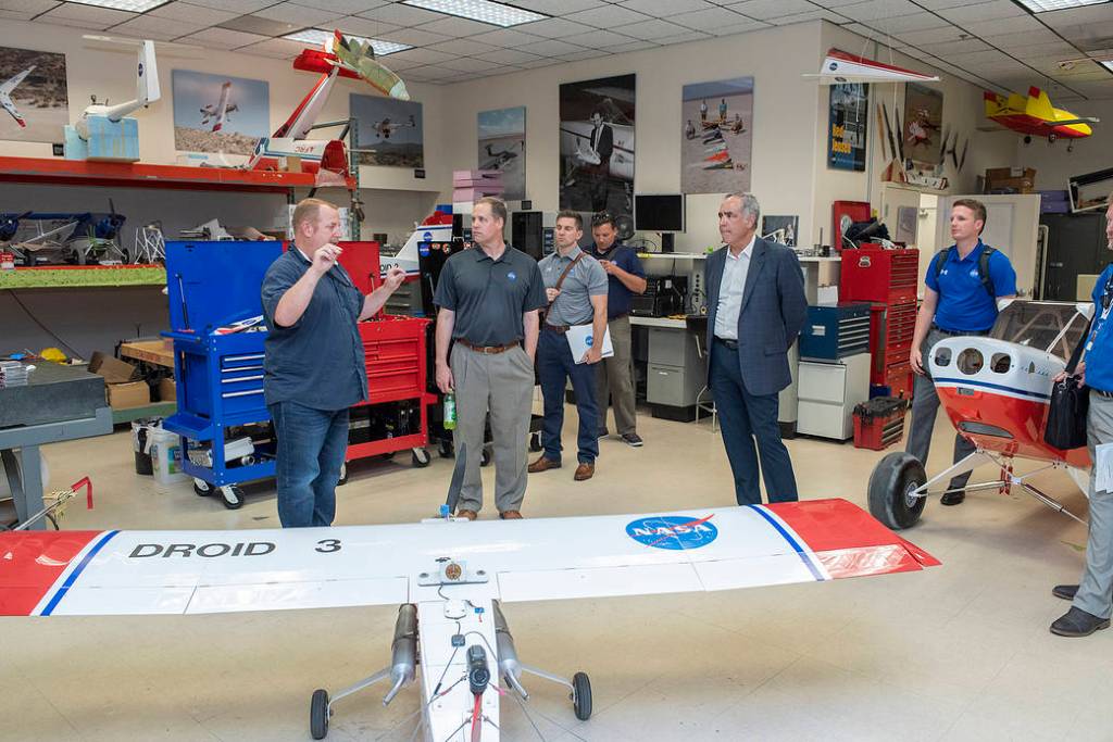 Administrator Bridenstine Inside Armstrong’s Model Lab