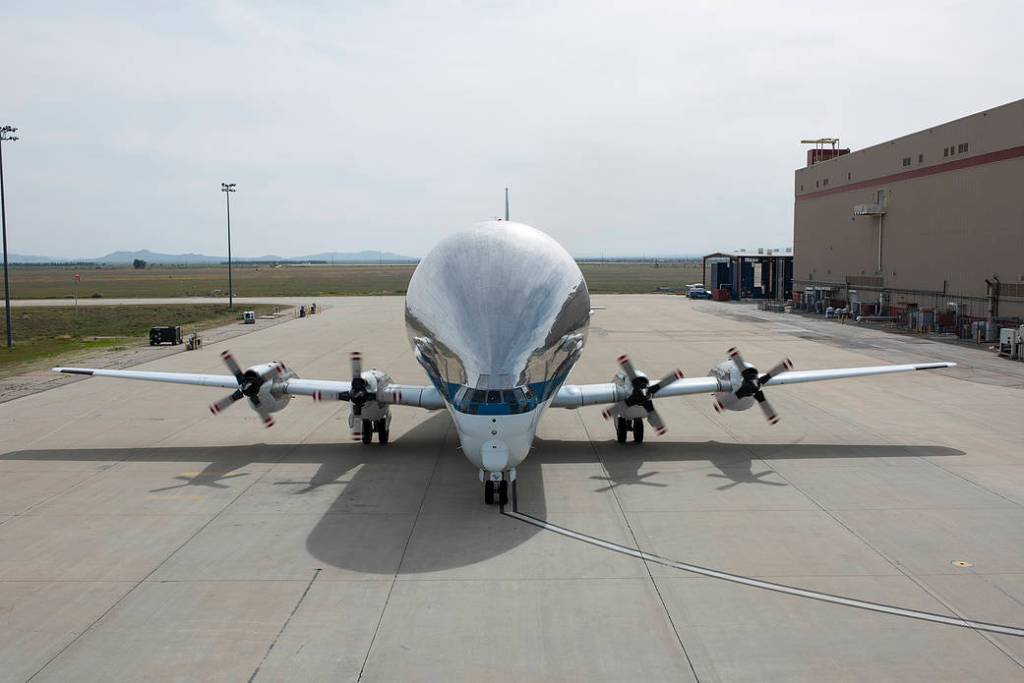 NASA’s Super Guppy Arrives to Armstrong Building 703 for Maintenance