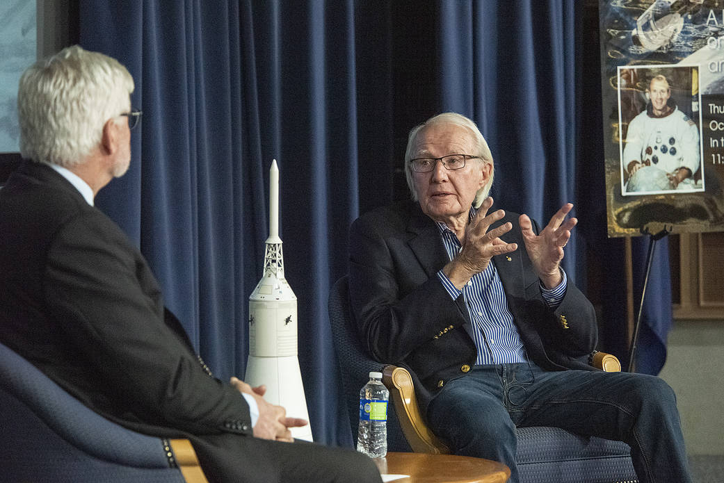 Former Apollo astronaut Vance Brand visited NASA’s AFRC for the Discussion on Apollo and Beyond event.