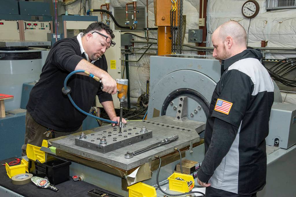 Engineers Prepare X-57 Cruise Motor Controller for Vibration Testing