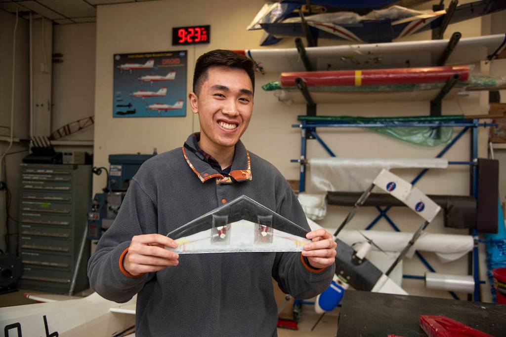 Sam Maximizes Mars Airplane Internship