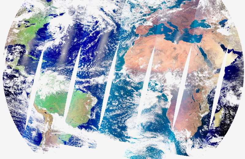 World map with dark blue and aqua water. Green and salmon colored countries showing the weather distribution among the world