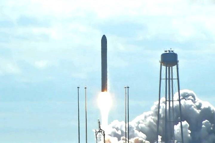Antares Lift-off
