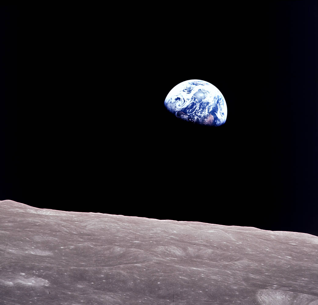 https://www.nasa.gov/image-article/apollo-8-earthrise/