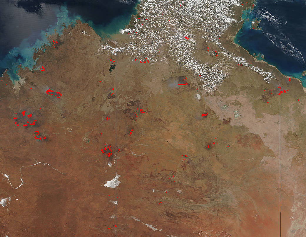 Suomi NPP image of fires in Australia