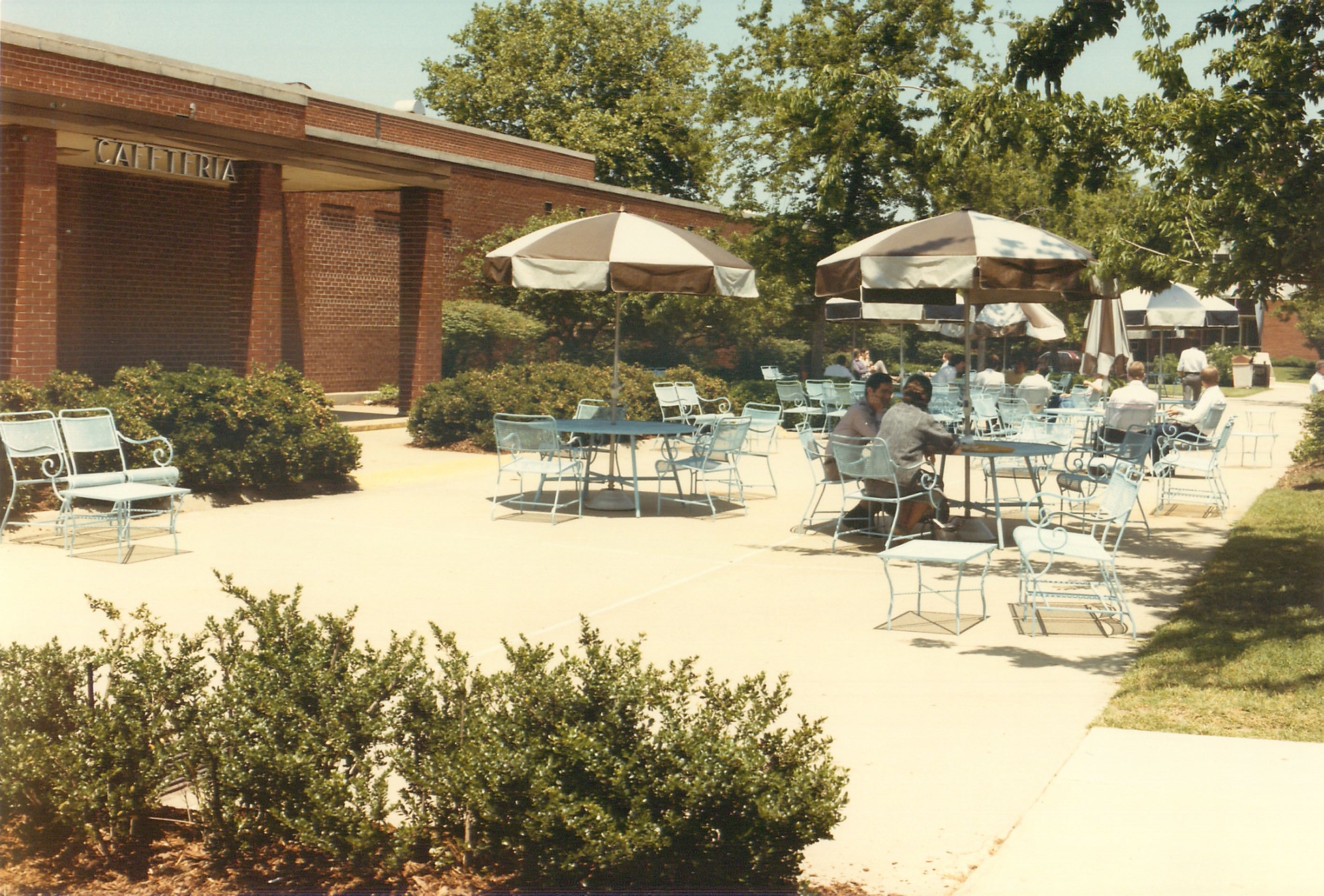 A 1968 exterior view of the cafeteria.
