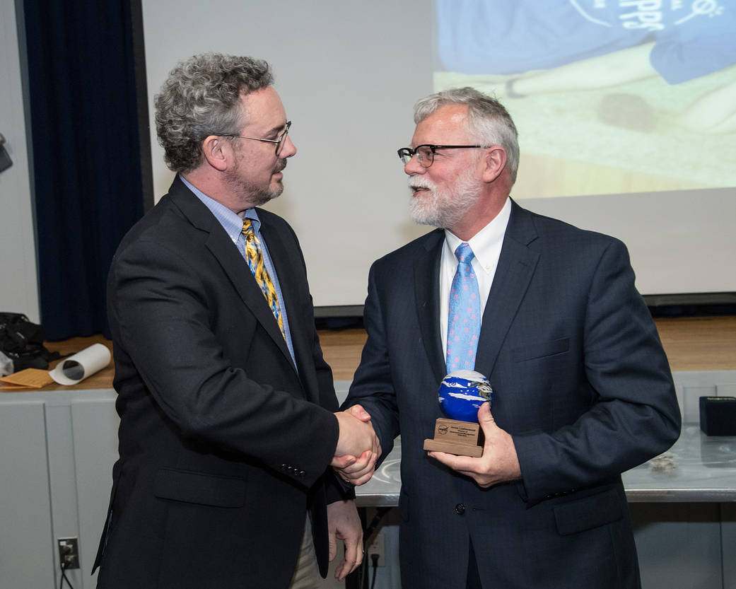 Mike McNeill and James Leatherwood at the 2017 BMA Ceremony.