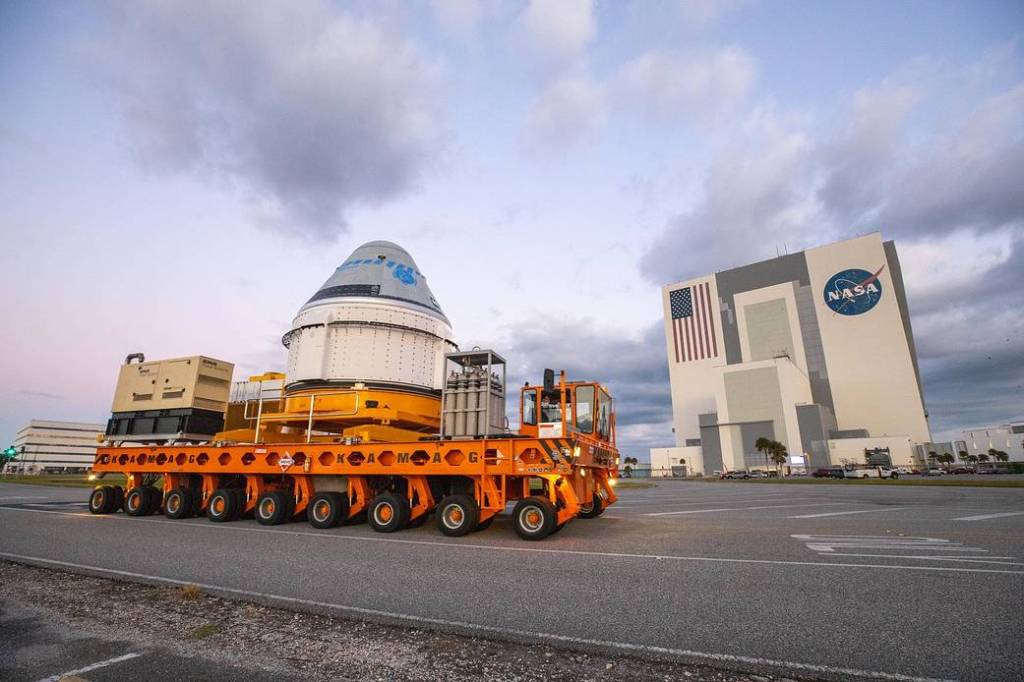 Boeing CST-100 Starliner Makes its Way to Space Launch Complex 41
