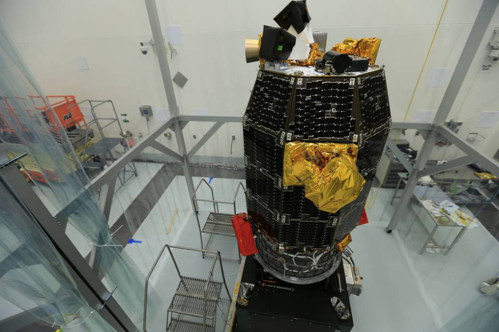 LADEE Awaits Spin Balance Testing