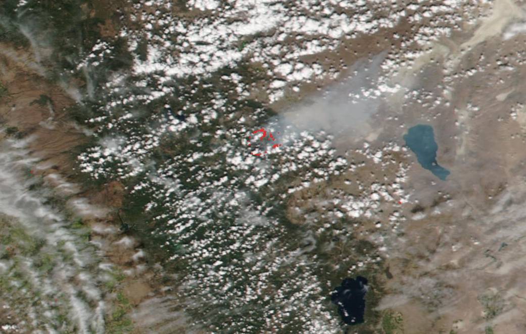 Suomi NPP image of California's Walker fire