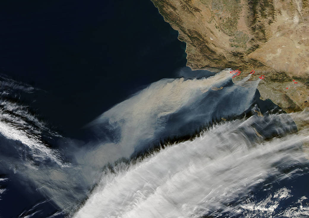 huge fires near Ventura, CA